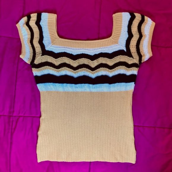 Pre-Loved Becky Knitted Bee-colored short-sleeved top - Picture 3 of 5